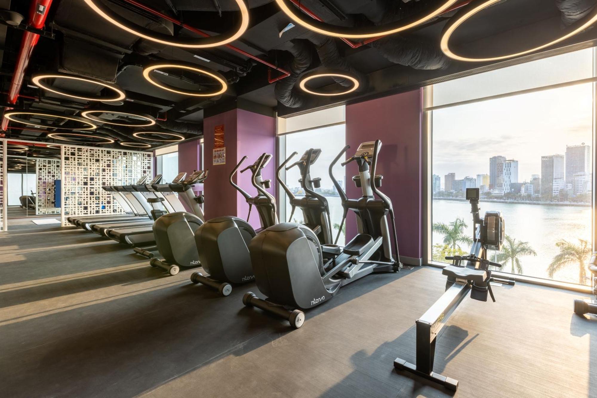 Wink Icon Hotel Danang Riverside - Luxury Suites - 24Hrs Stay & Rooftop Pool Bar Εξωτερικό φωτογραφία