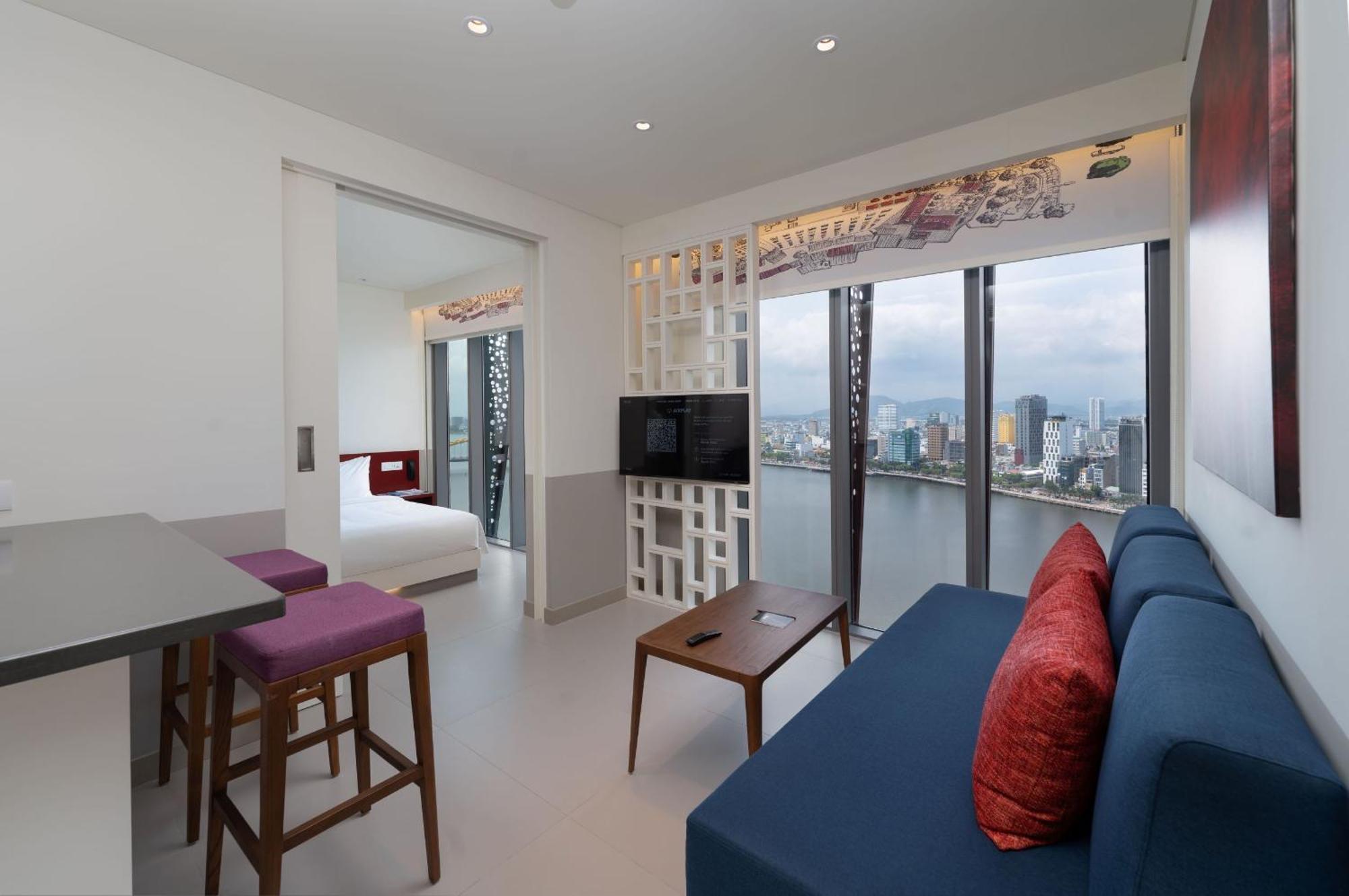 Wink Icon Hotel Danang Riverside - Luxury Suites - 24Hrs Stay & Rooftop Pool Bar Εξωτερικό φωτογραφία