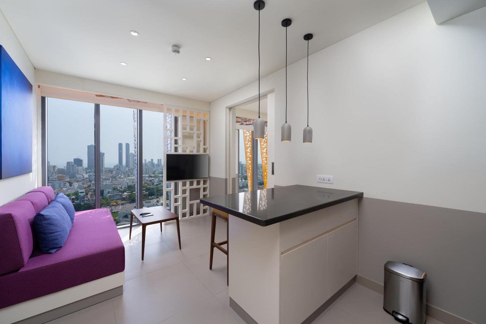 Wink Icon Hotel Danang Riverside - Luxury Suites - 24Hrs Stay & Rooftop Pool Bar Εξωτερικό φωτογραφία