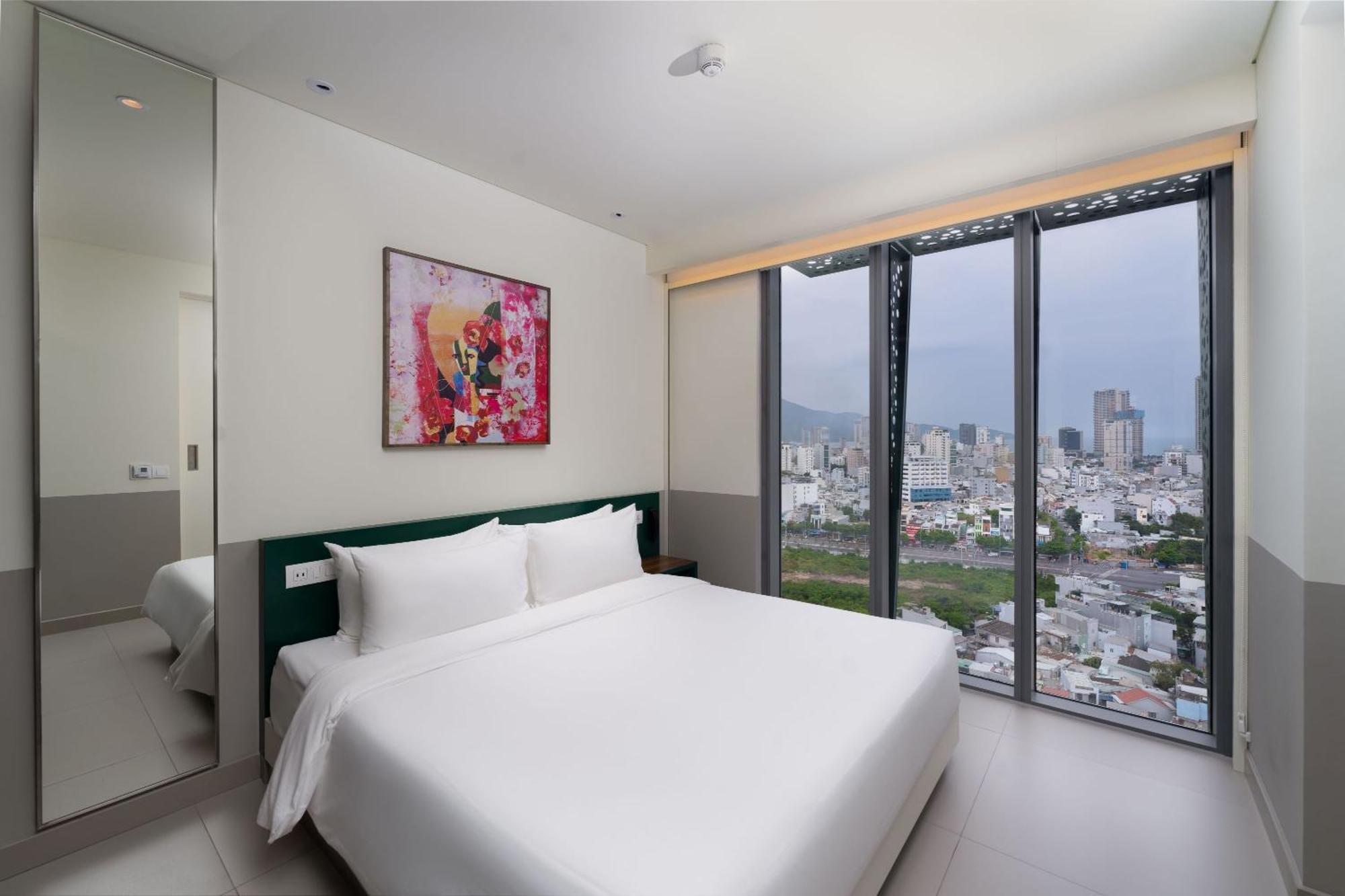Wink Icon Hotel Danang Riverside - Luxury Suites - 24Hrs Stay & Rooftop Pool Bar Εξωτερικό φωτογραφία