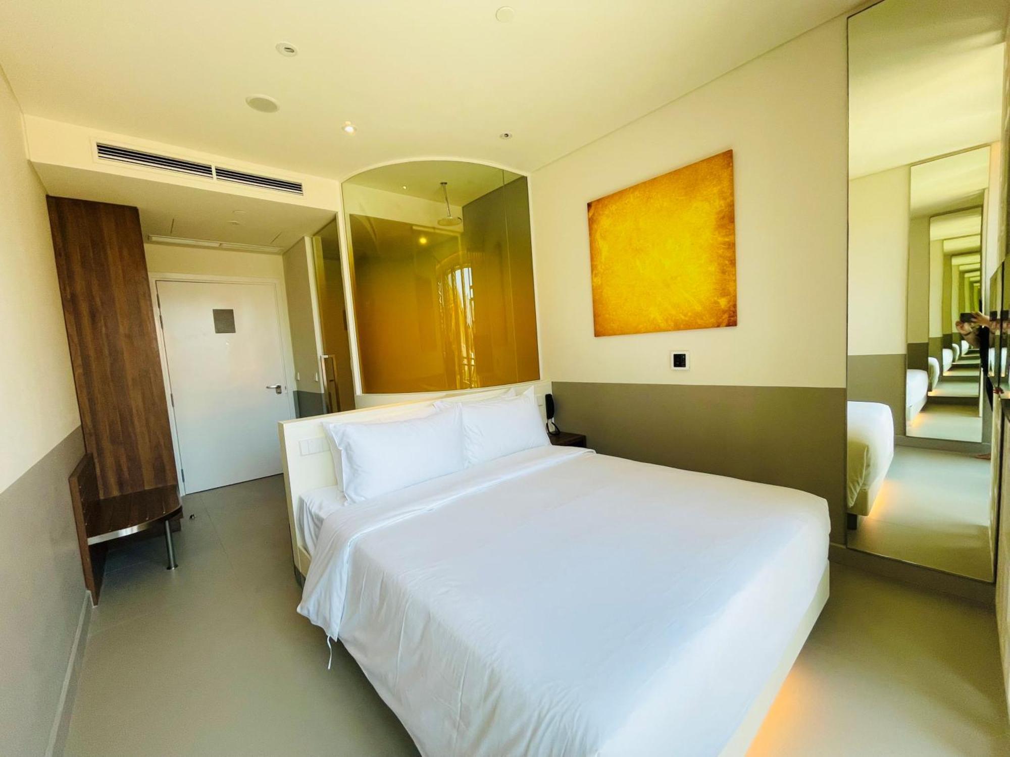 Wink Icon Hotel Danang Riverside - Luxury Suites - 24Hrs Stay & Rooftop Pool Bar Εξωτερικό φωτογραφία